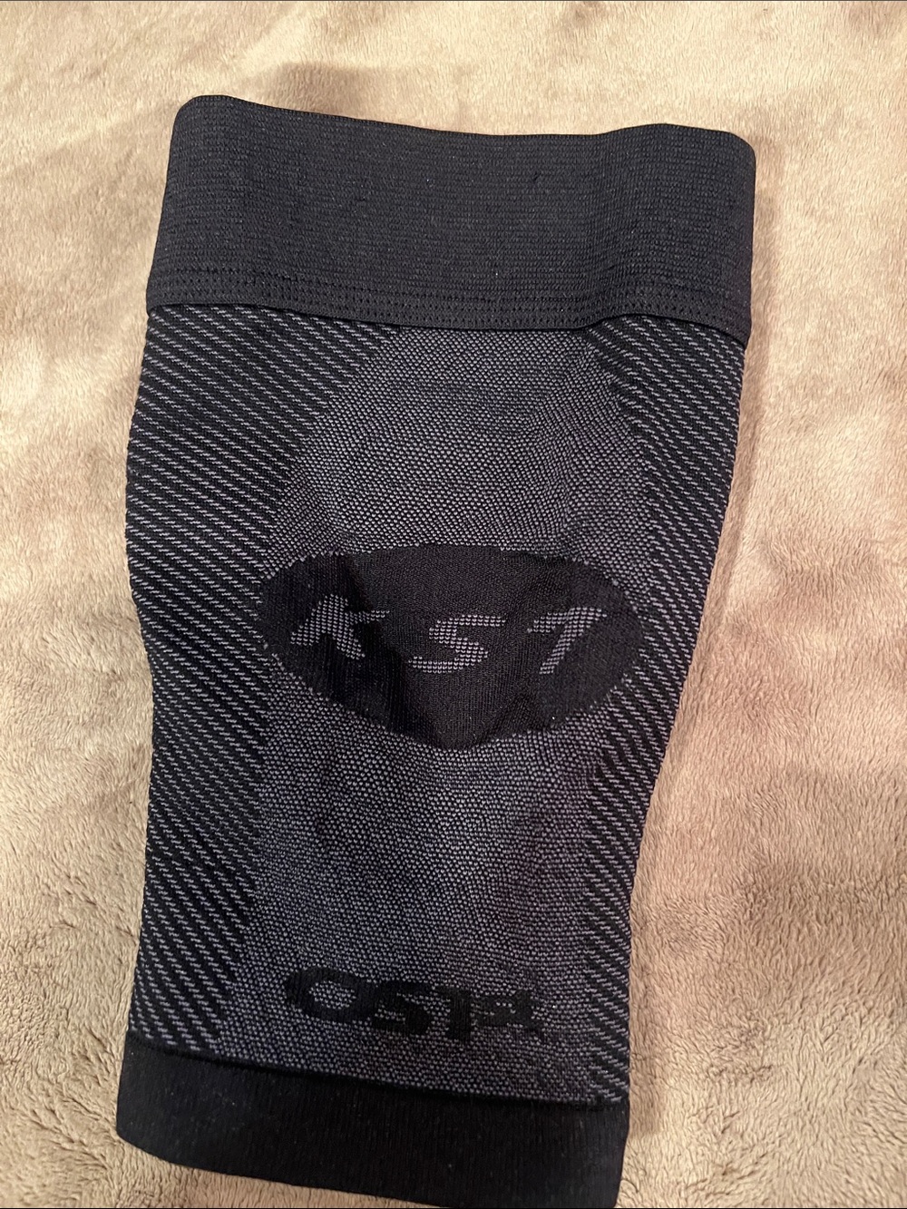 Performance Athletic Compression Knee Sleeve — Black/Grey